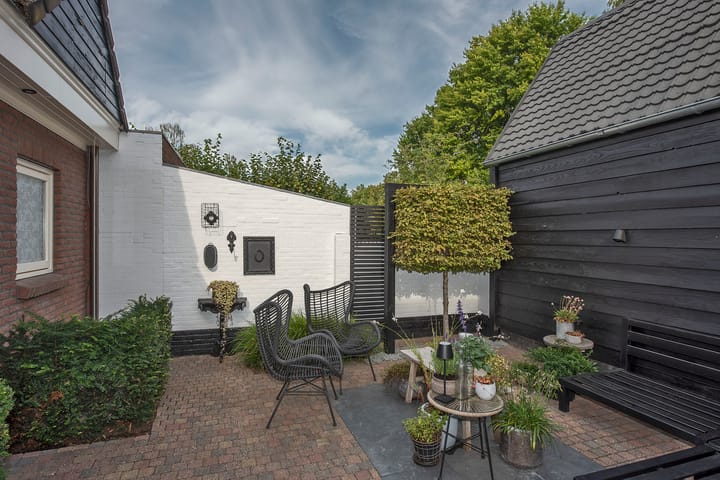 Photo 23 of Weijerdstraat 26