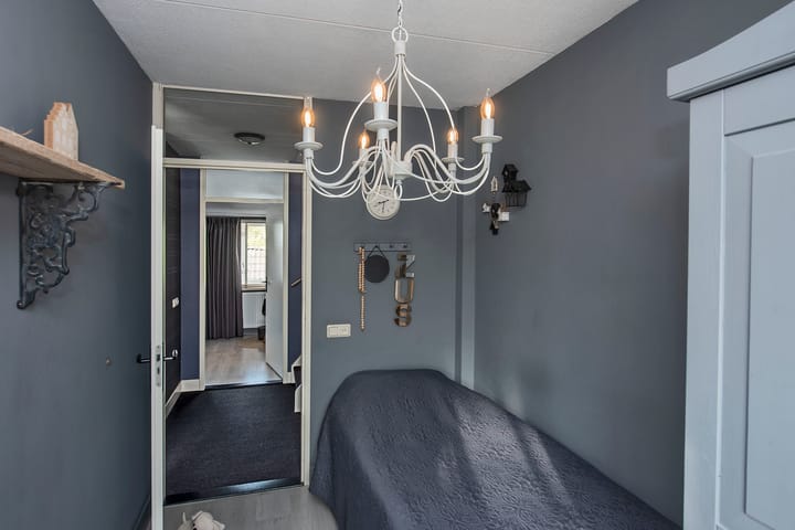 Photo 12 of Weijerdstraat 26