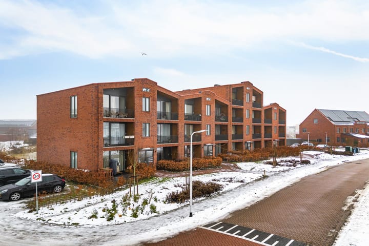 Photo 4 of Groningerstraatweg 361-C7