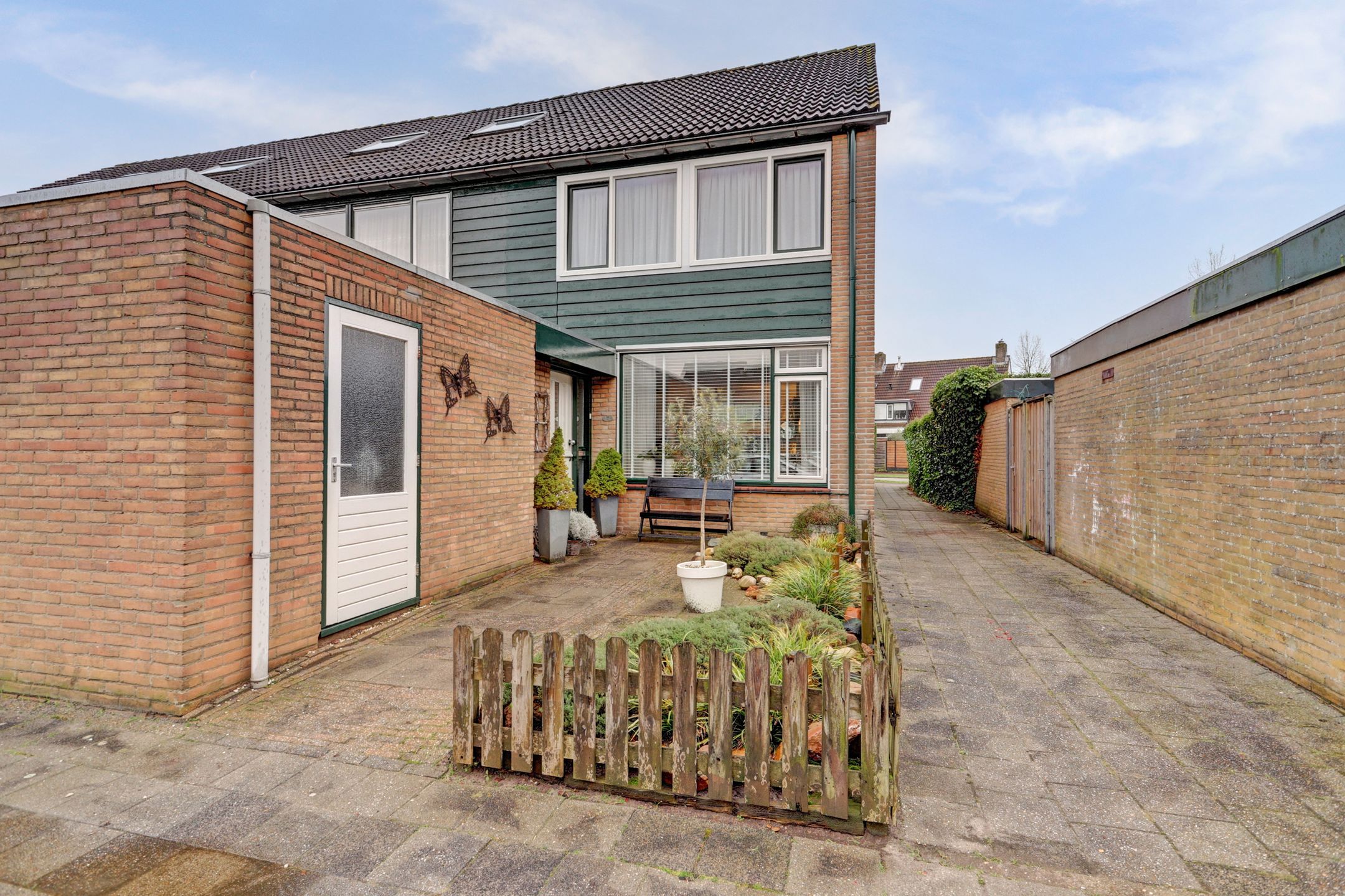 Buying a house in The Netherlands., Valeriaan 36