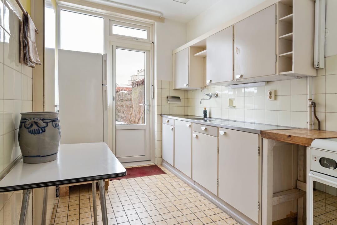 Photo 7 of Multatulistraat 57