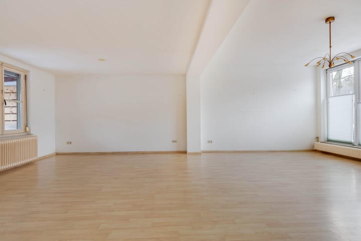 Foto 13 van Bernhardlaan 12