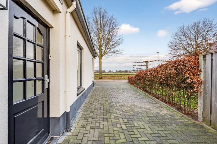 Foto 4 van Parallelweg 7