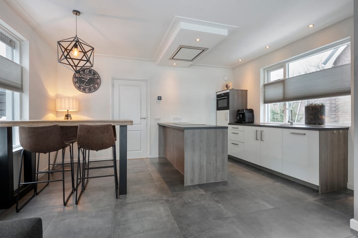 Foto 6 van Parallelweg 7