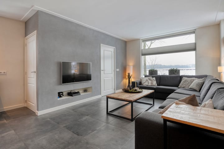 Foto 12 van Parallelweg 7