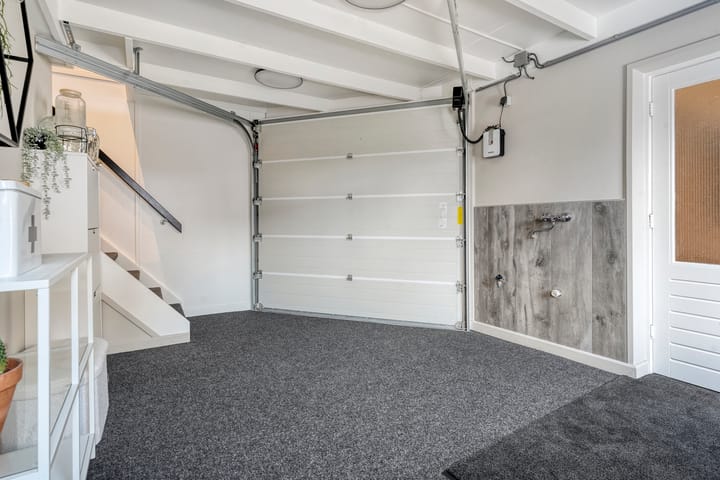 Foto 18 van Parallelweg 7