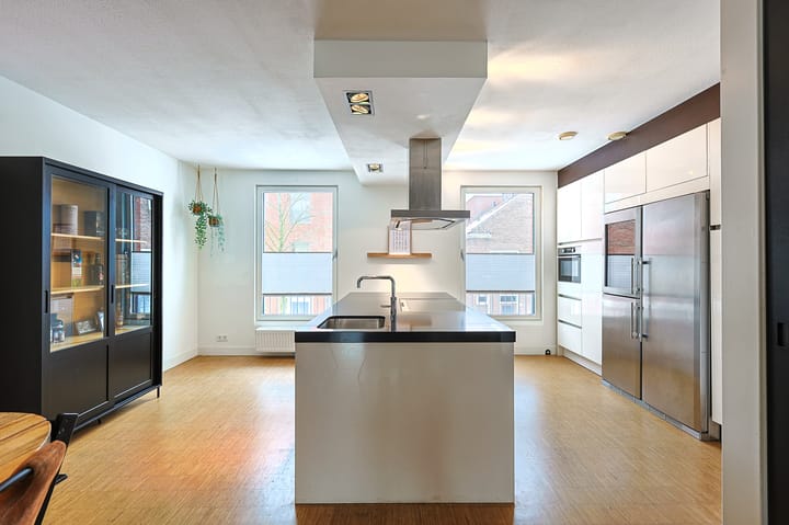 Foto 24 van Thijmstraat 7