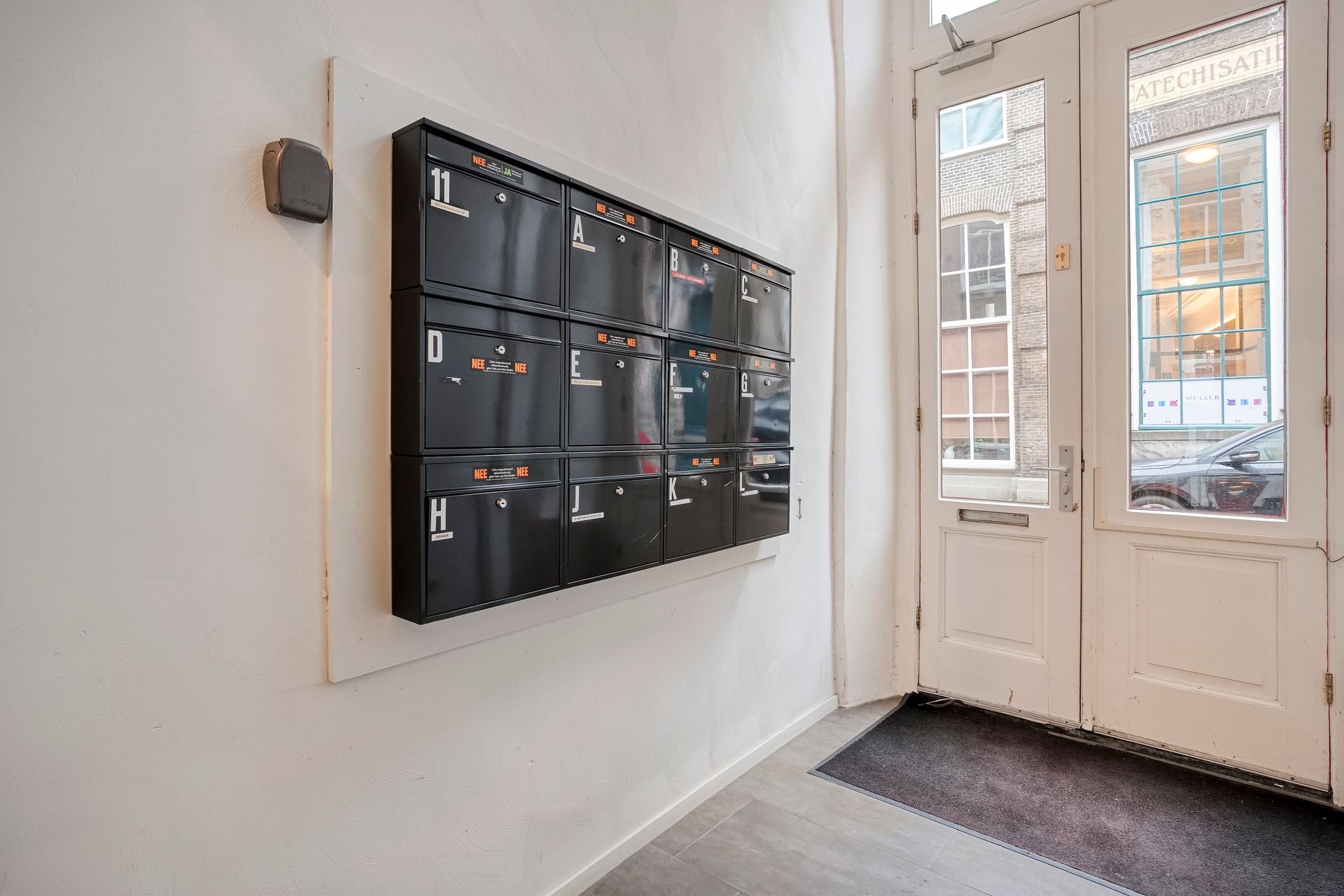 Photo 6 of Kamperstraat 11-G