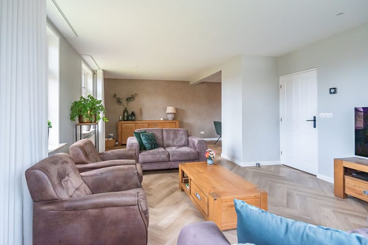 Foto 11 van de Pavert 14