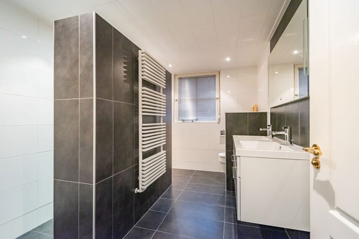 Foto 33 van de Pavert 14