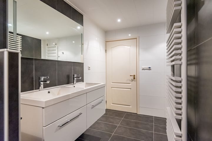 Foto 34 van de Pavert 14