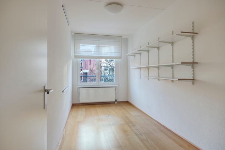 Foto 16 van Sphinxlunet 77-D