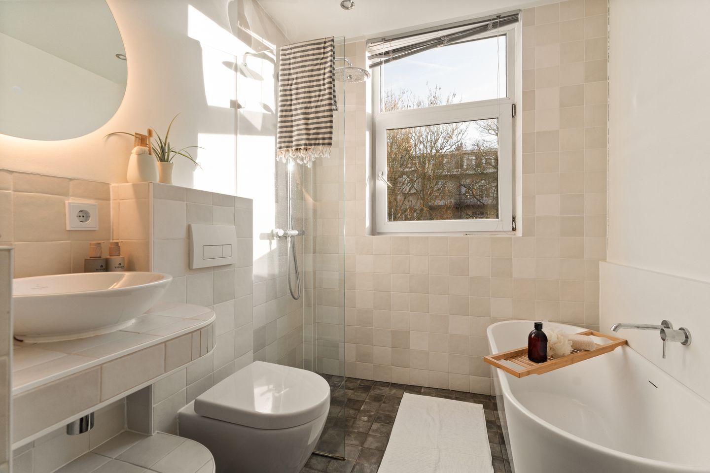 Foto 25 van Van Ostadestraat 134-2