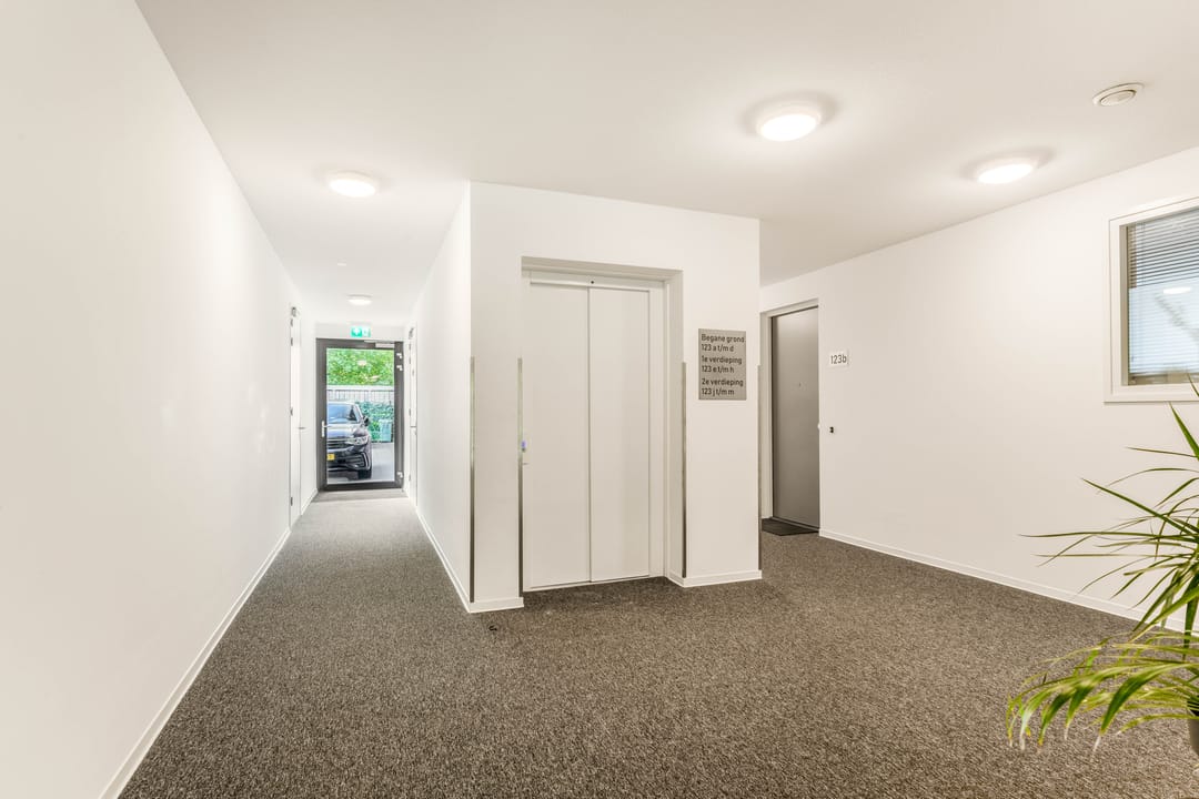 Foto 32 van Engelandlaan 123-H