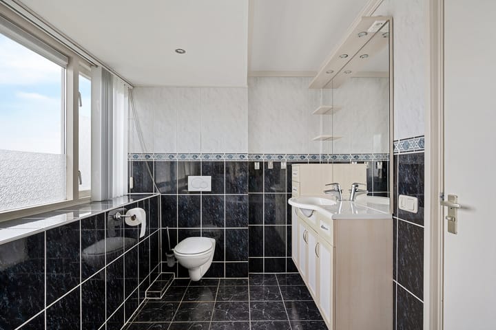 Foto 40 van Houtkampswyk 24