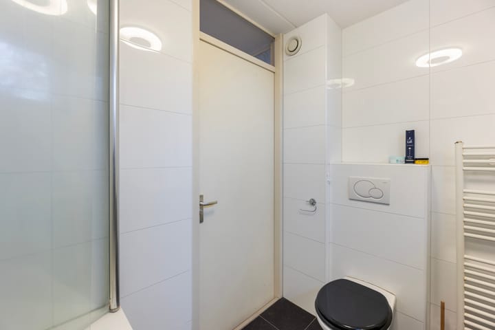 Foto 21 van Vespuccistraat 47