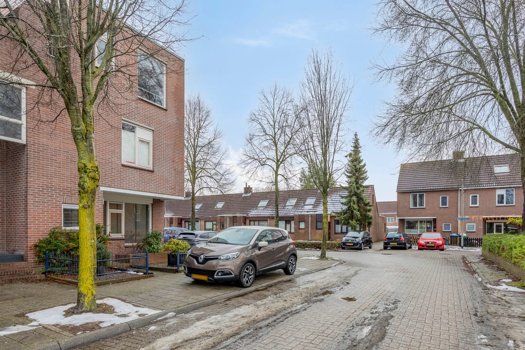 Photo 2 of Woudrichemstraat 31