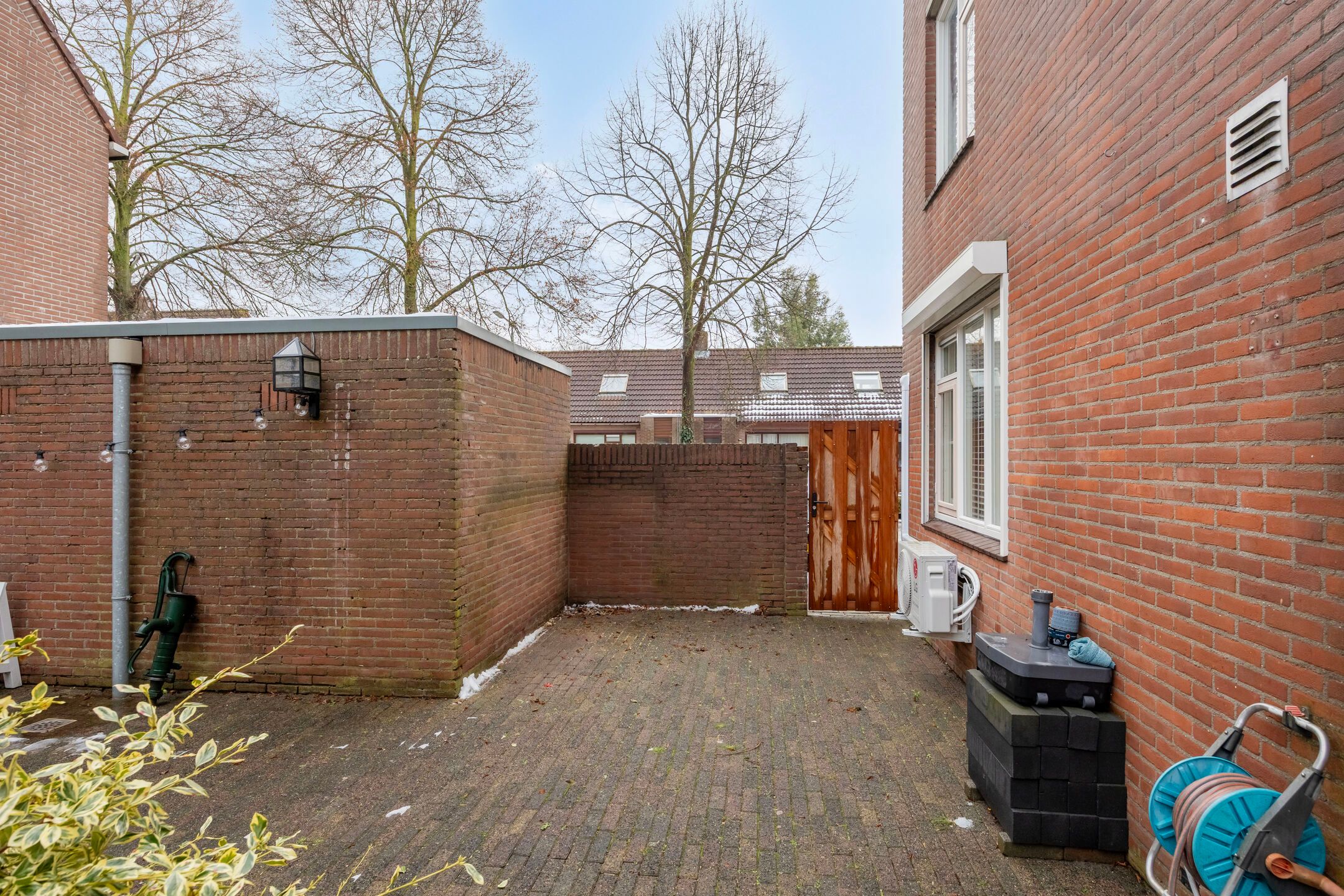 Photo 21 of Woudrichemstraat 31