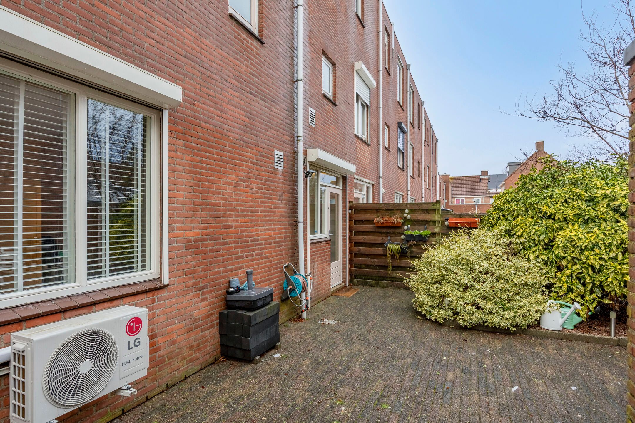 Photo 24 of Woudrichemstraat 31