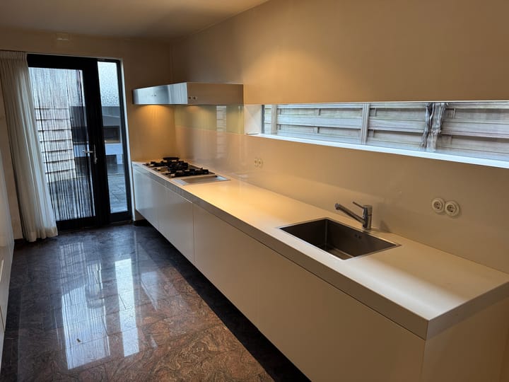 Foto 9 van Ambyerstraat Noord 90