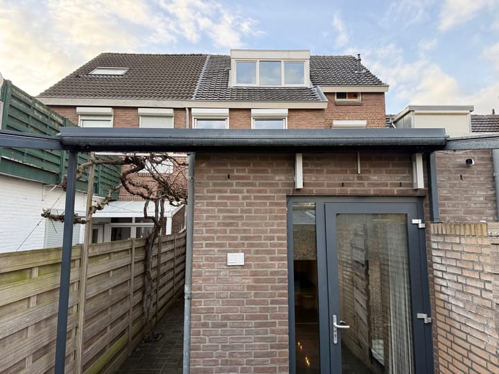 Foto 12 van Ambyerstraat Noord 90