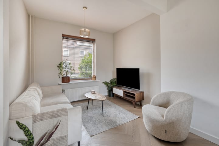 Photo 4 of Albert Cuypstraat 20