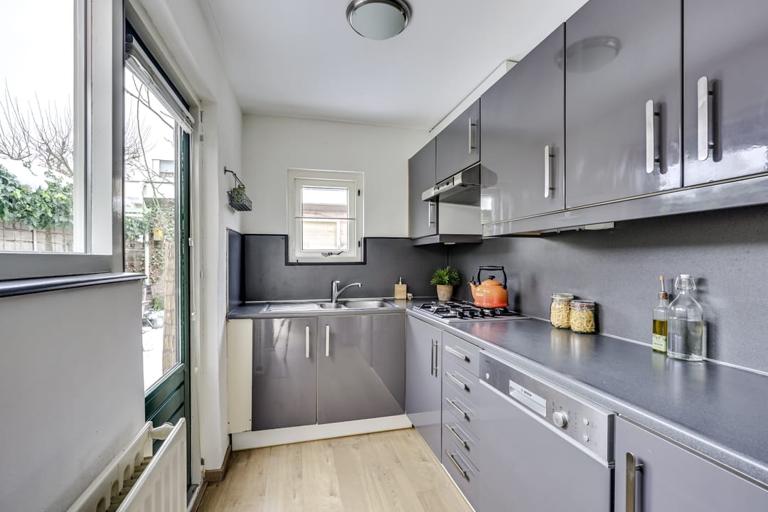 Foto 23 van F. Koolhovenstraat 36