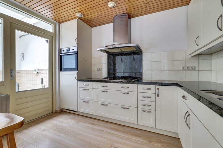 Foto 11 van de Bas 9