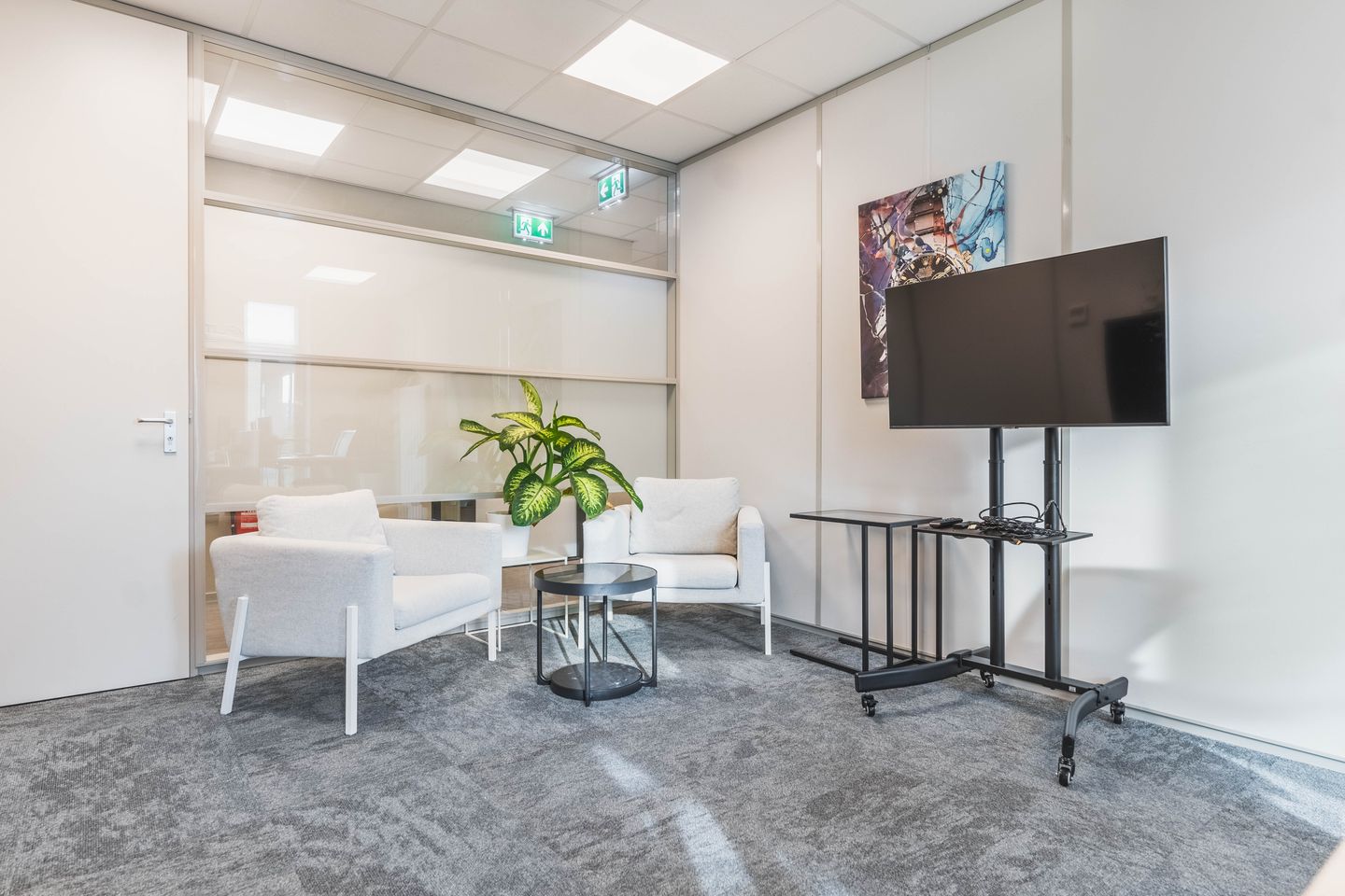 View photo 2 of Orteliuslaan 850