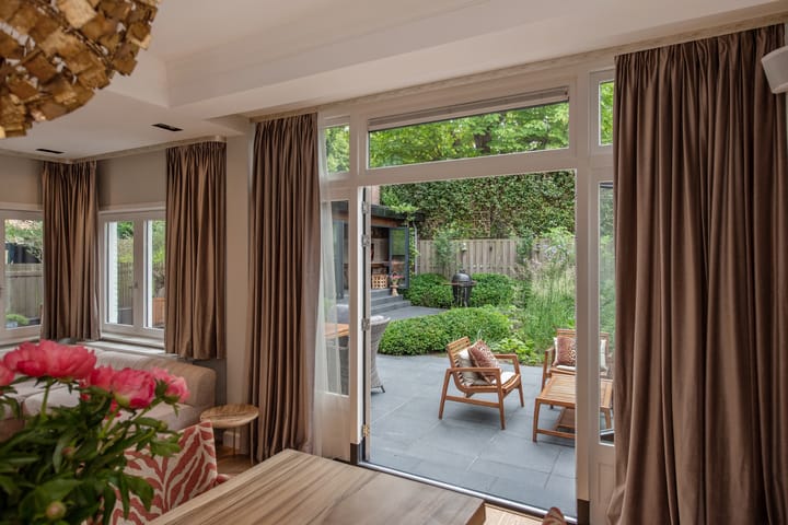 Foto 22 van Van Bommellaan 8