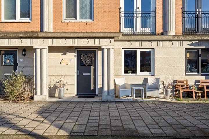 Photo 3 of Pronkmos 21