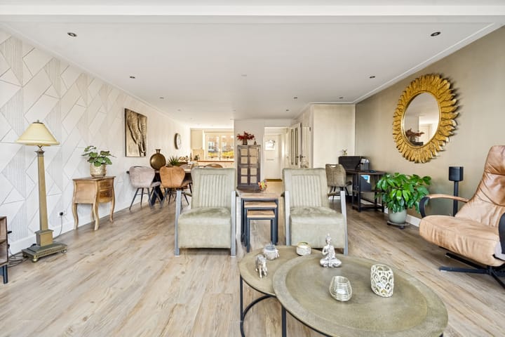 Foto 11 van Pronkmos 21