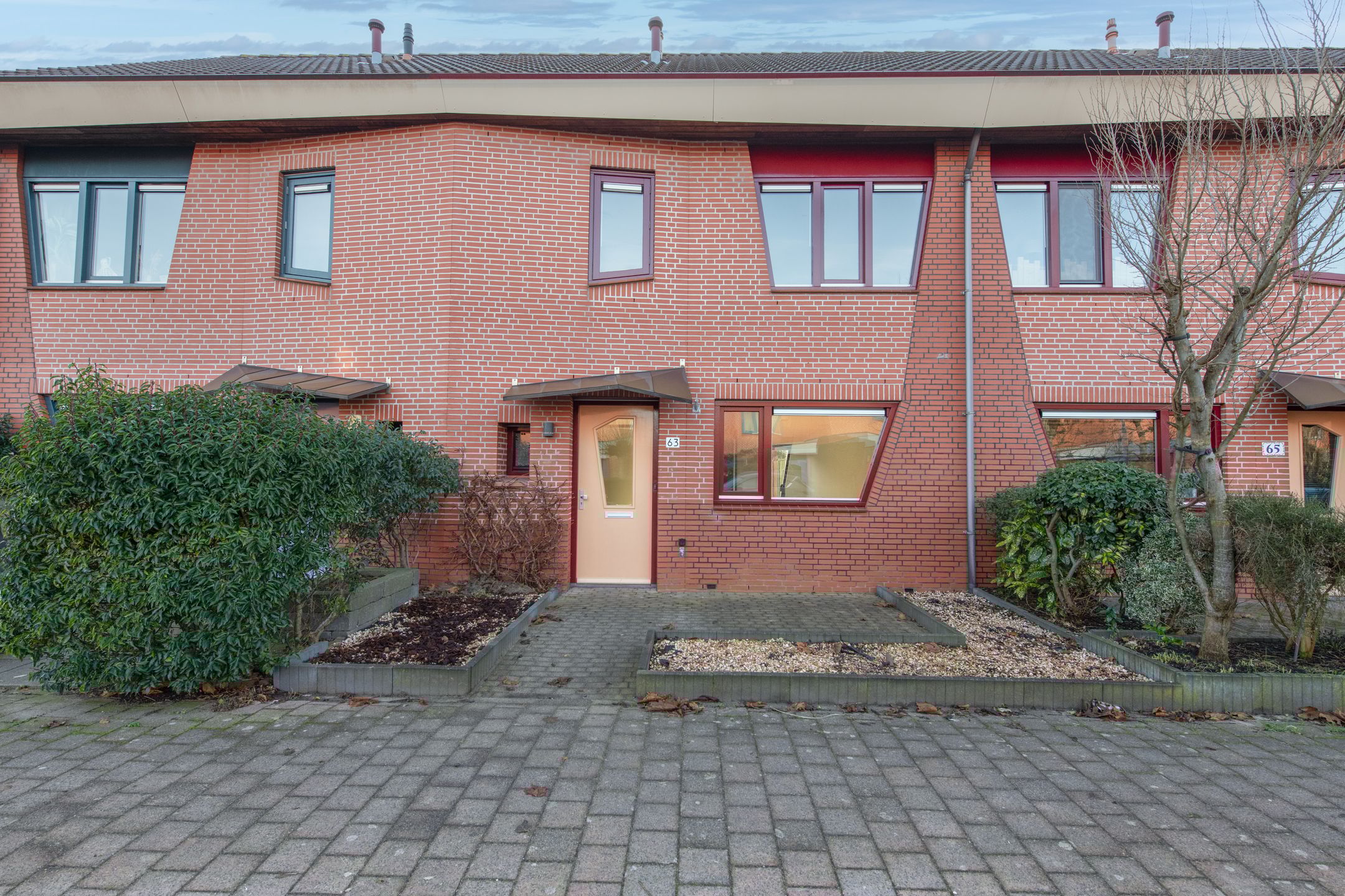 Buying a house in The Netherlands., Hillen acker 63