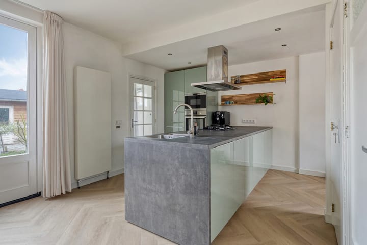 Photo 2 of Albert Cuypstraat 20