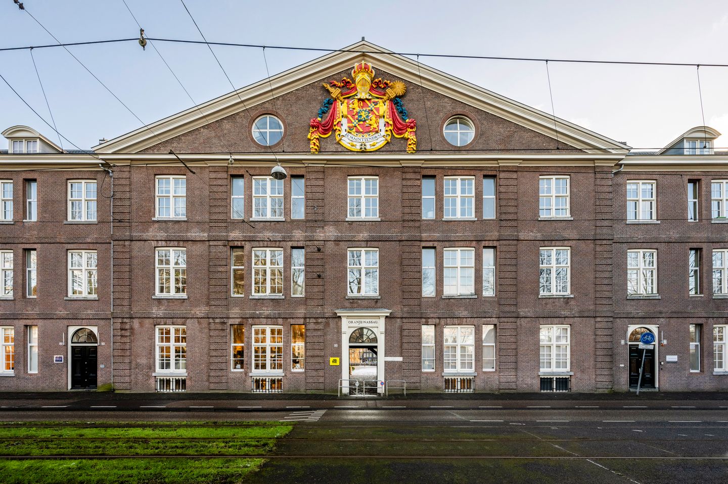 Bekijk foto 1 van Sarphatistraat 610-612