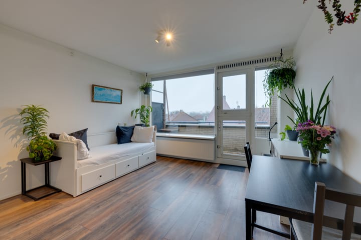 Foto 8 van Floraweg 69