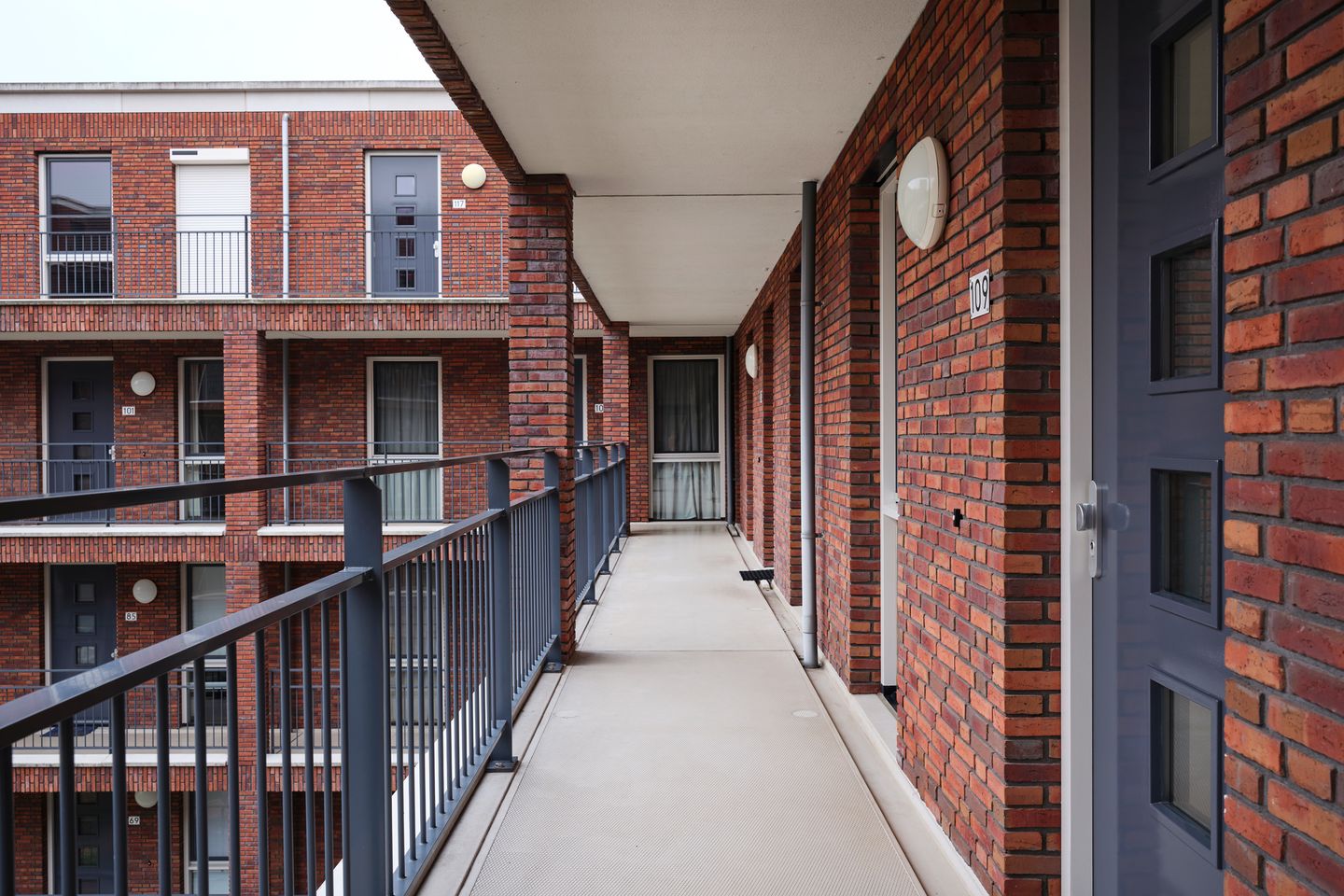 Foto 10 van San Marinostraat 109