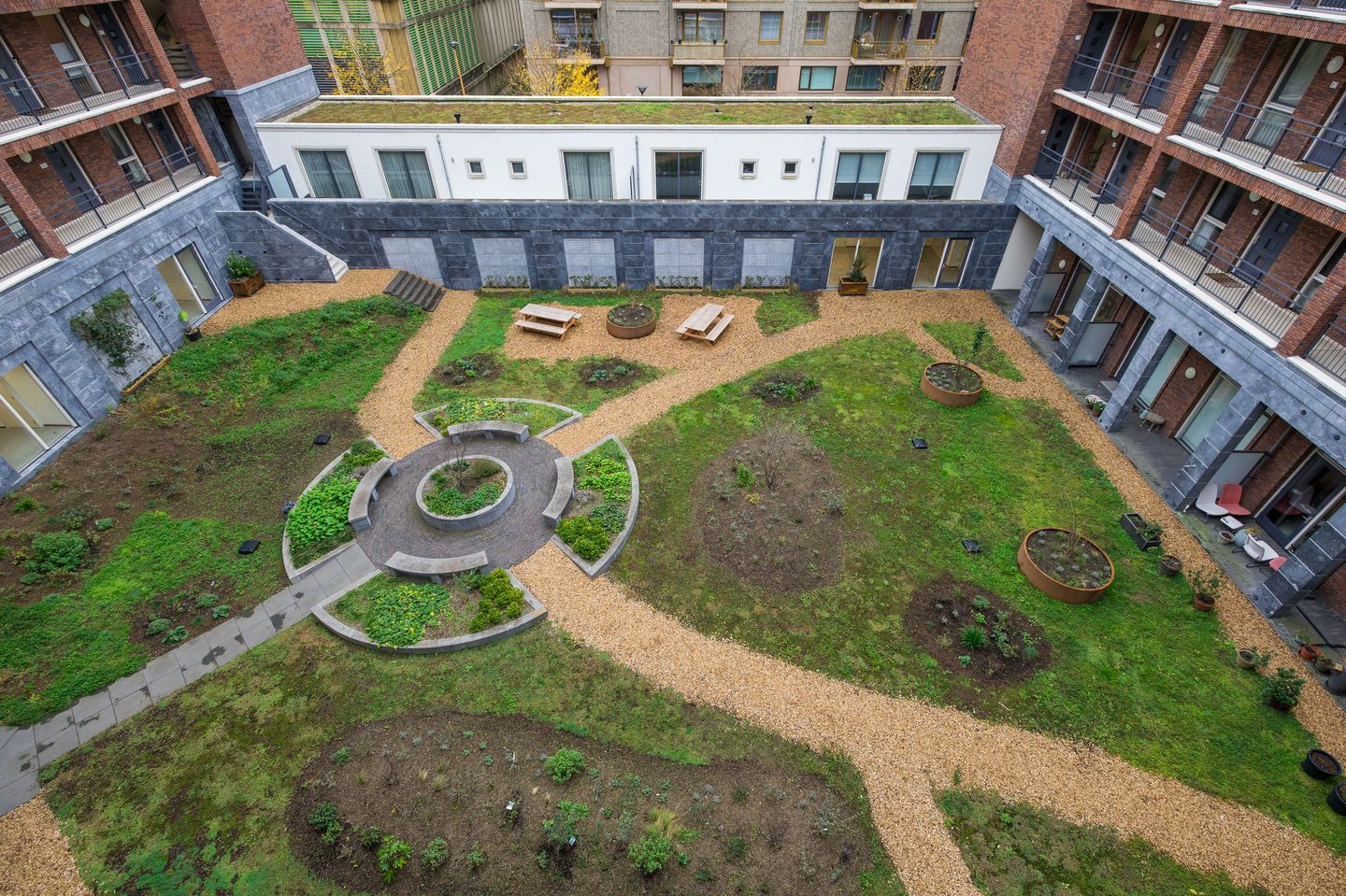 Foto 34 van San Marinostraat 109