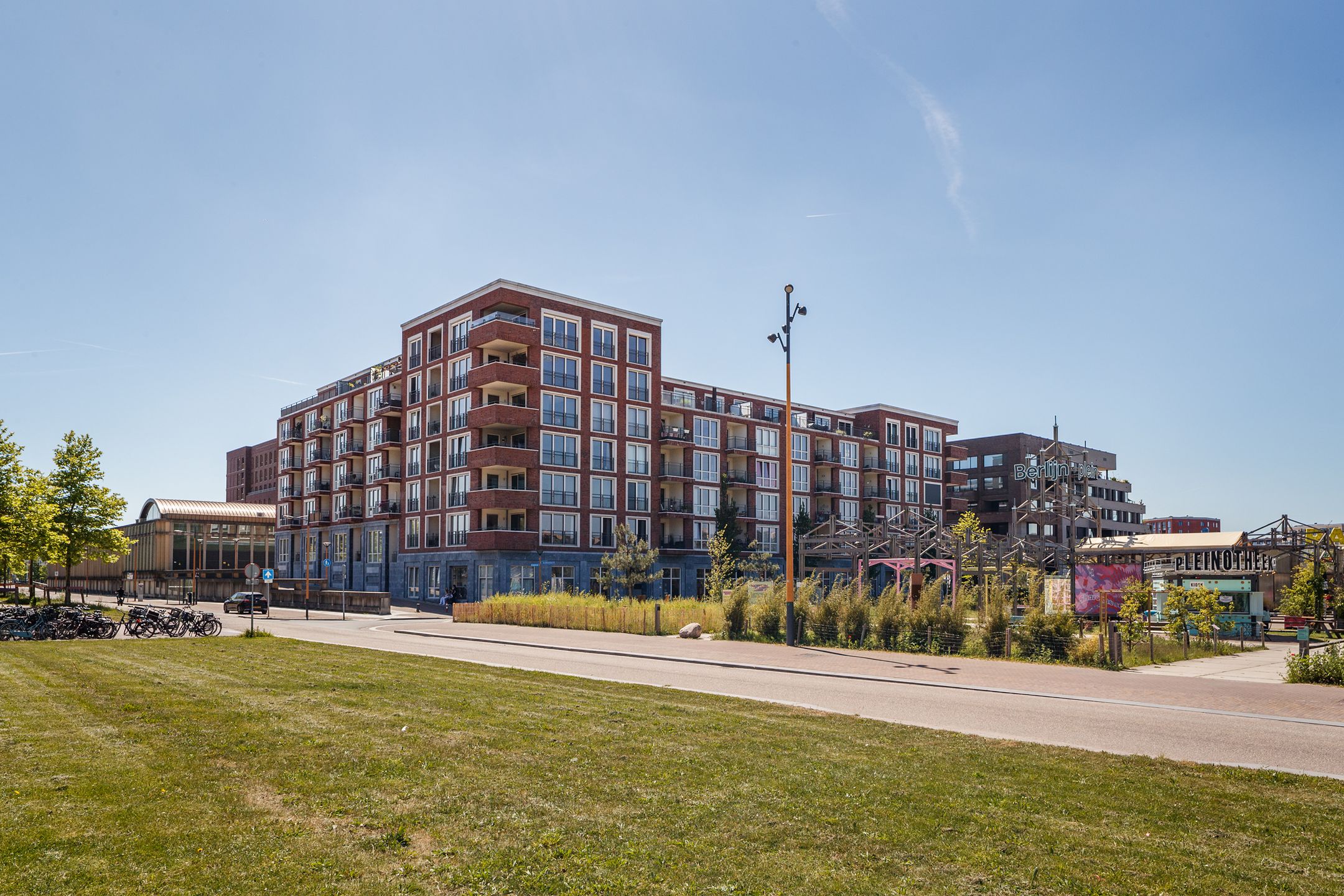 Foto 42 van San Marinostraat 109