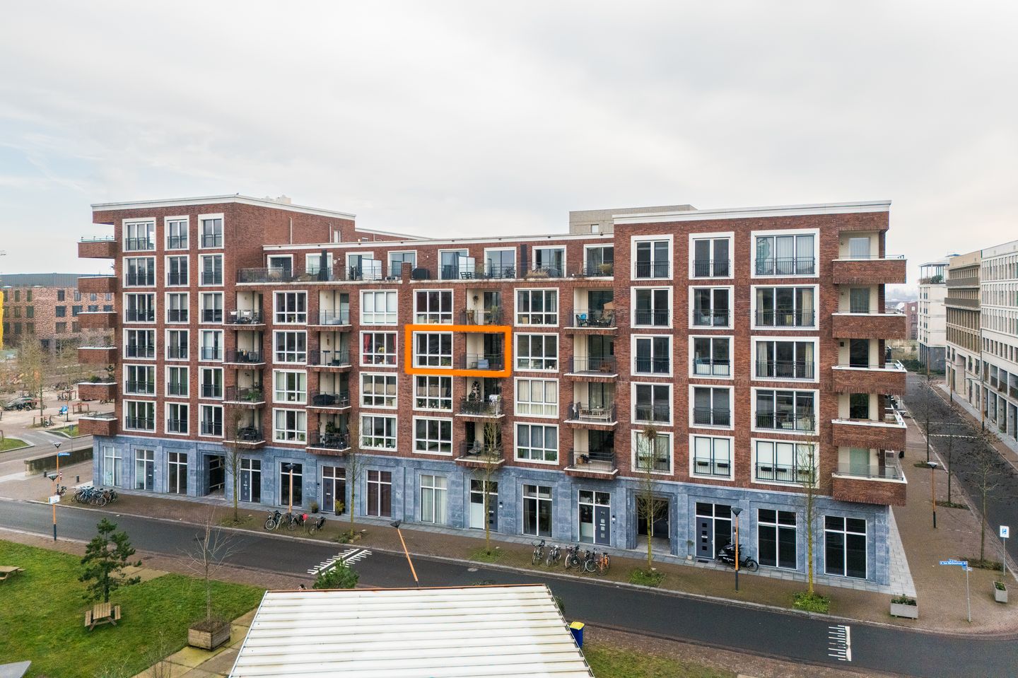 Foto 44 van San Marinostraat 109