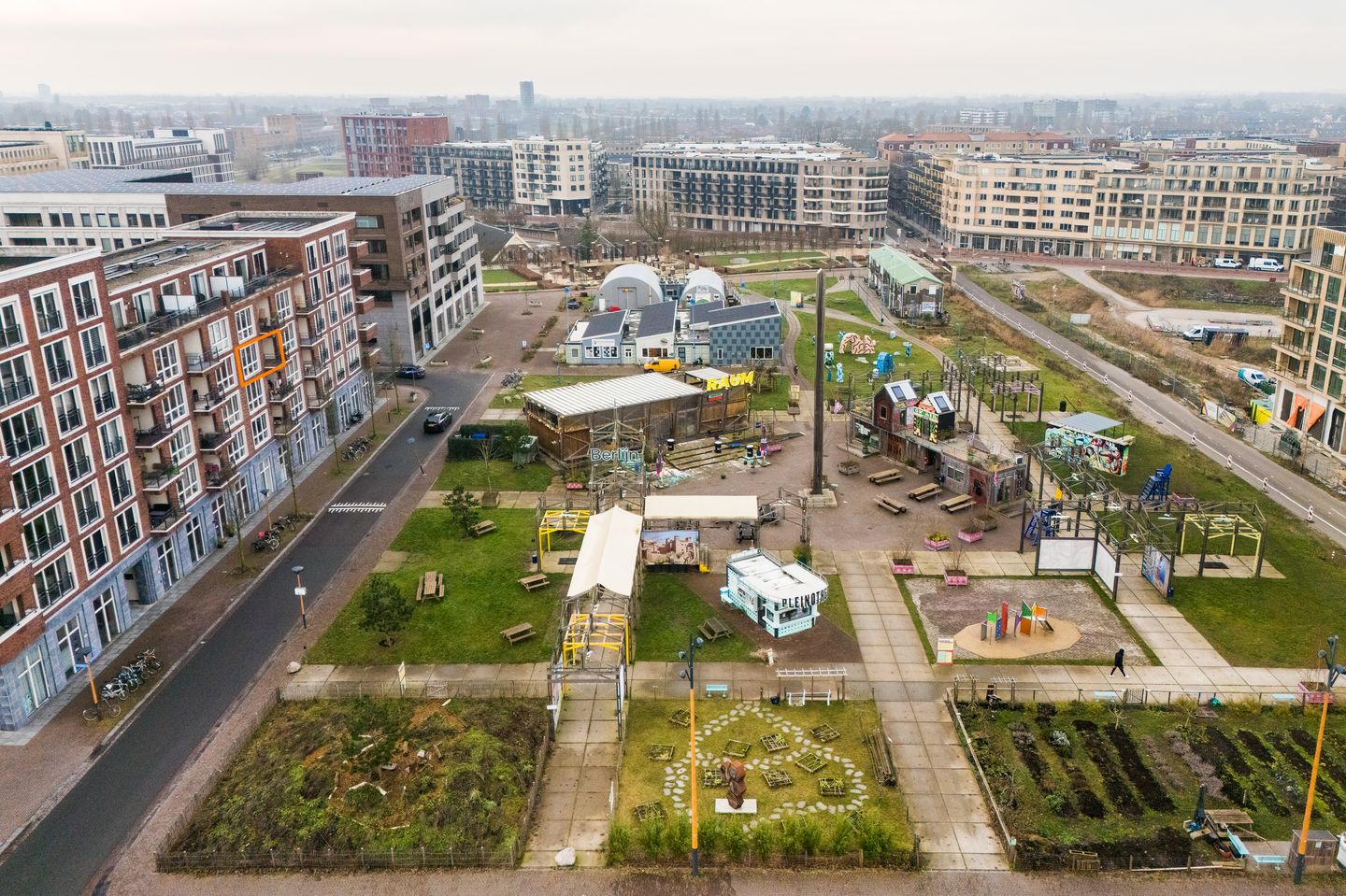 Foto 49 van San Marinostraat 109