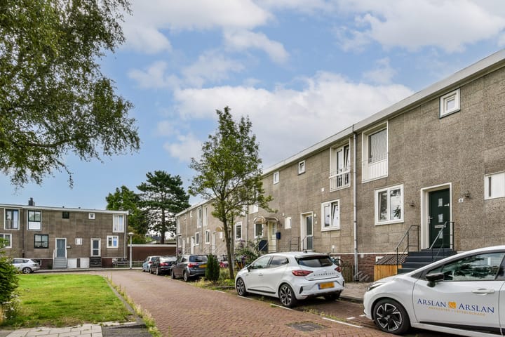 Foto 1 van Moerbeienstraat 6