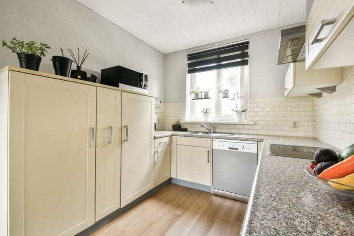 Foto 10 van Moerbeienstraat 6