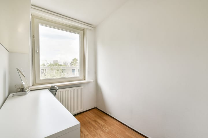 Foto 20 van Moerbeienstraat 6