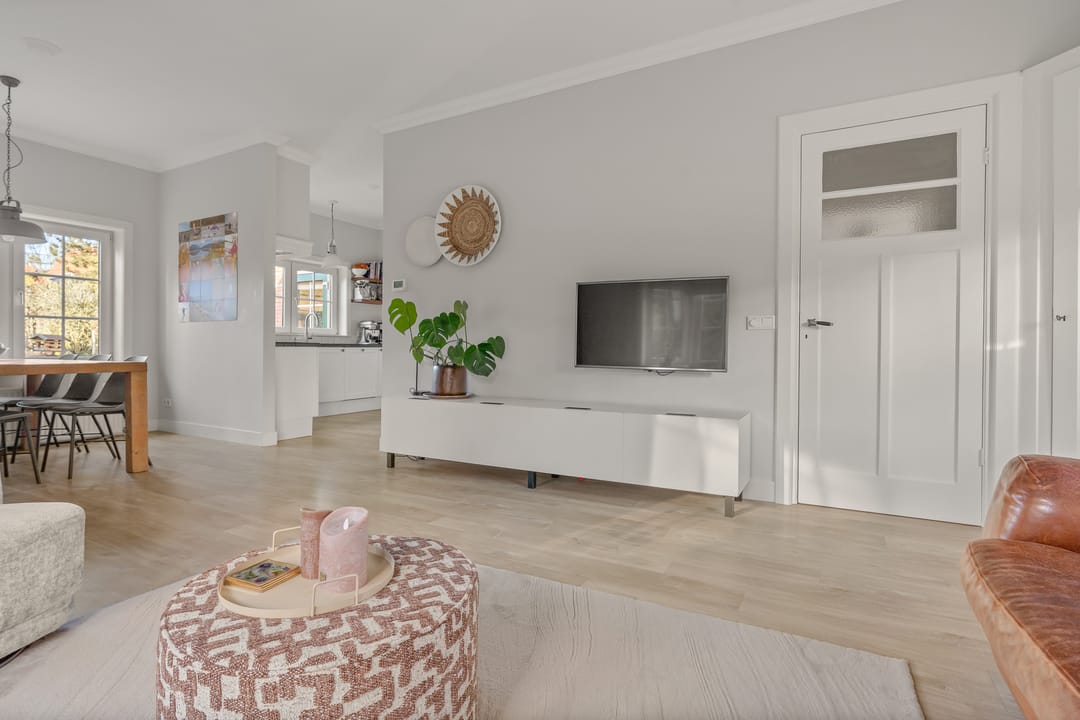 Photo 11 of Oosterspoorlaan 8