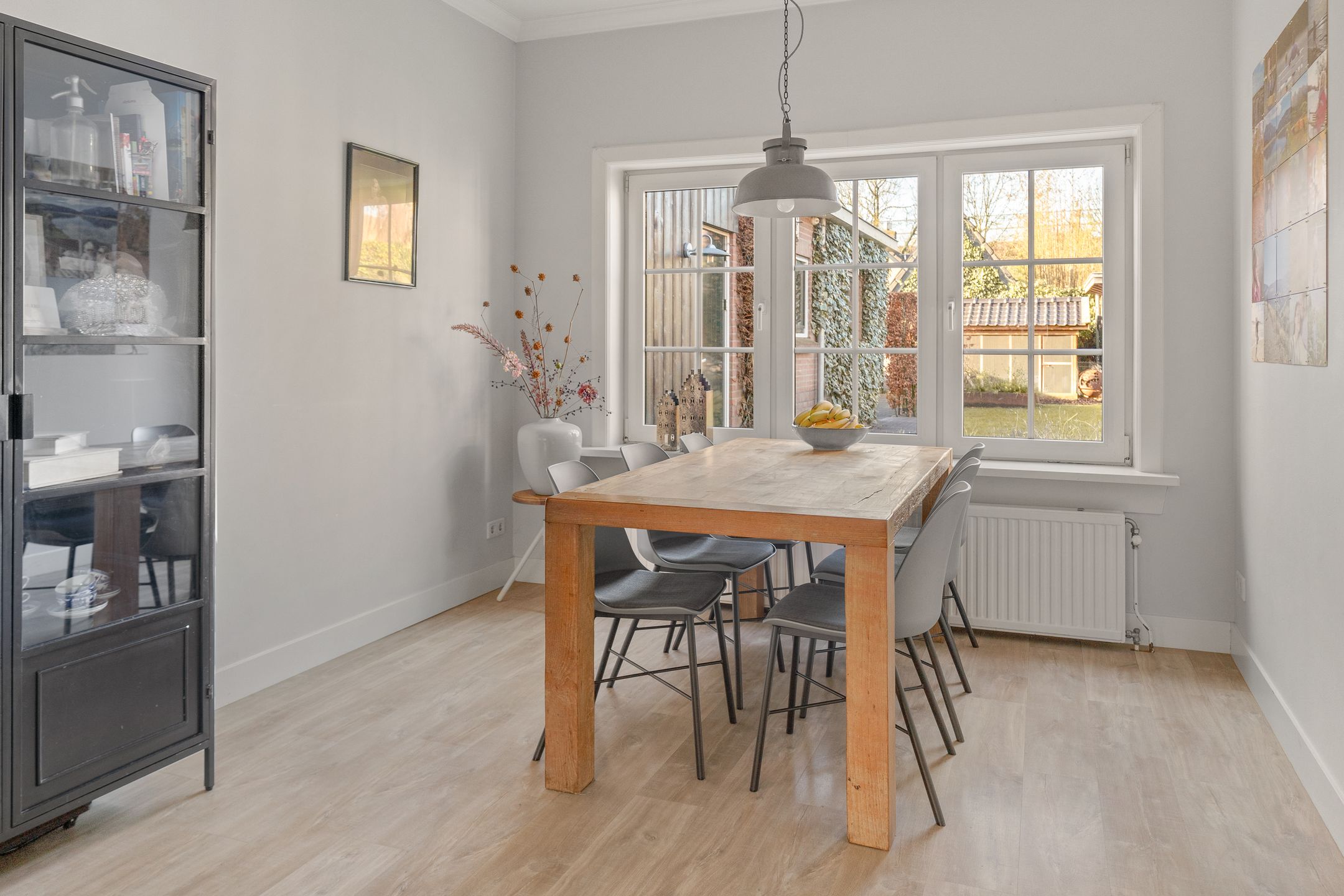 Photo 12 of Oosterspoorlaan 8