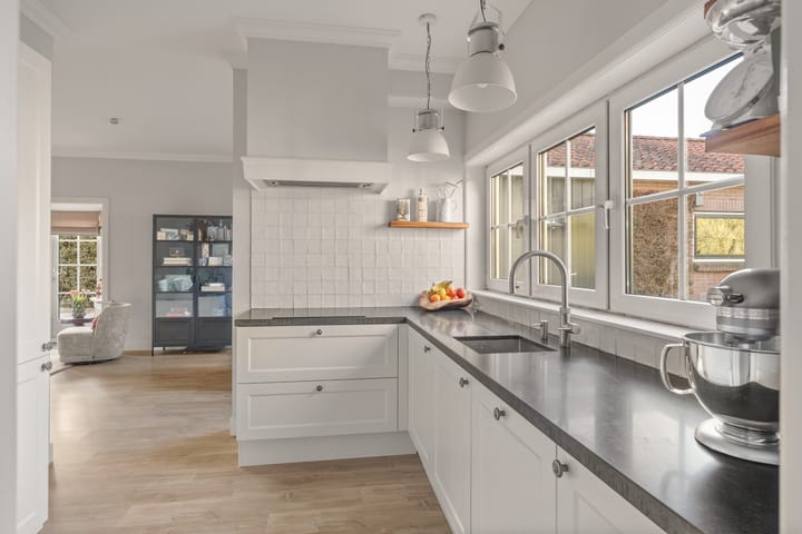 Foto 13 van Oosterspoorlaan 8