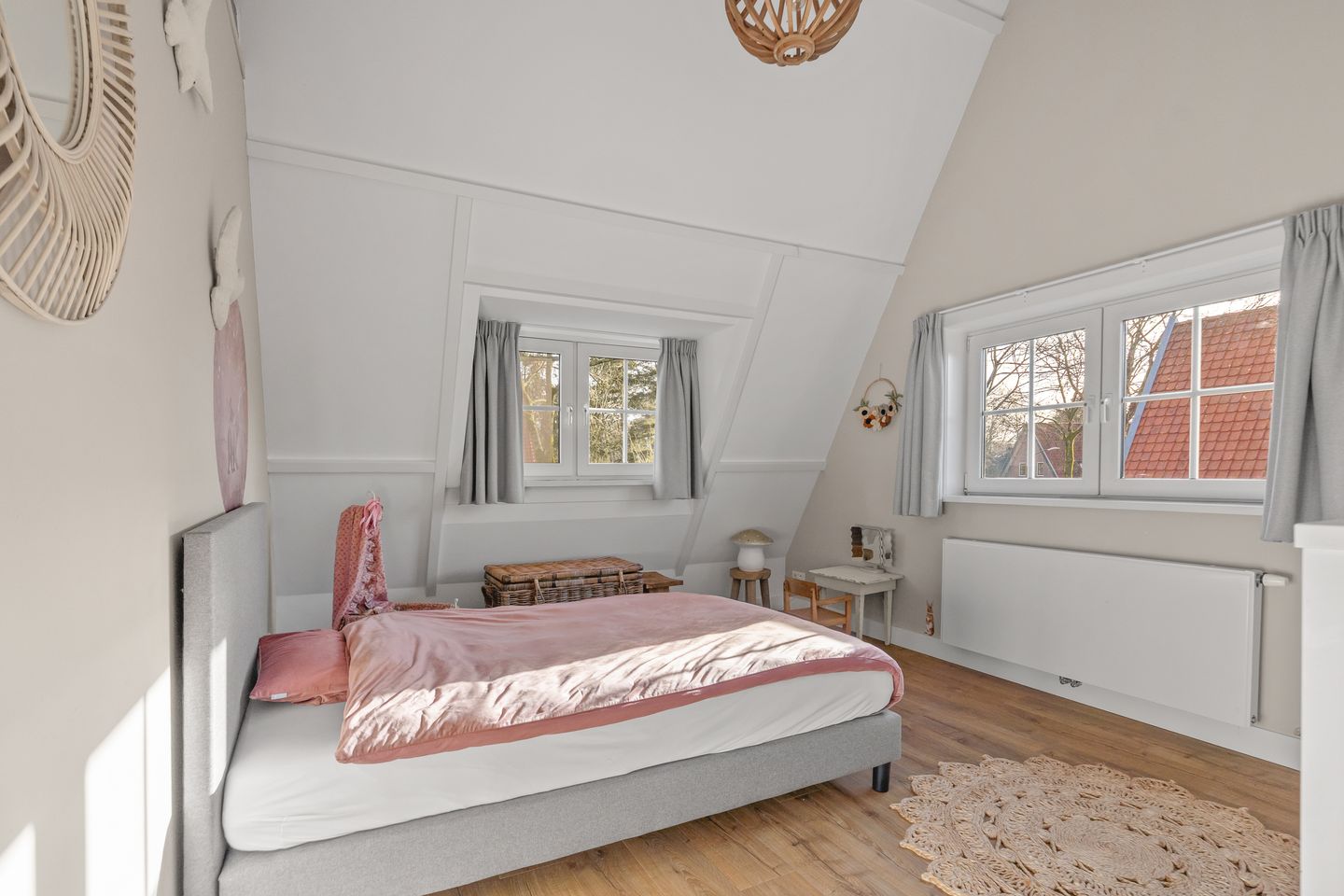 Photo 29 of Oosterspoorlaan 8