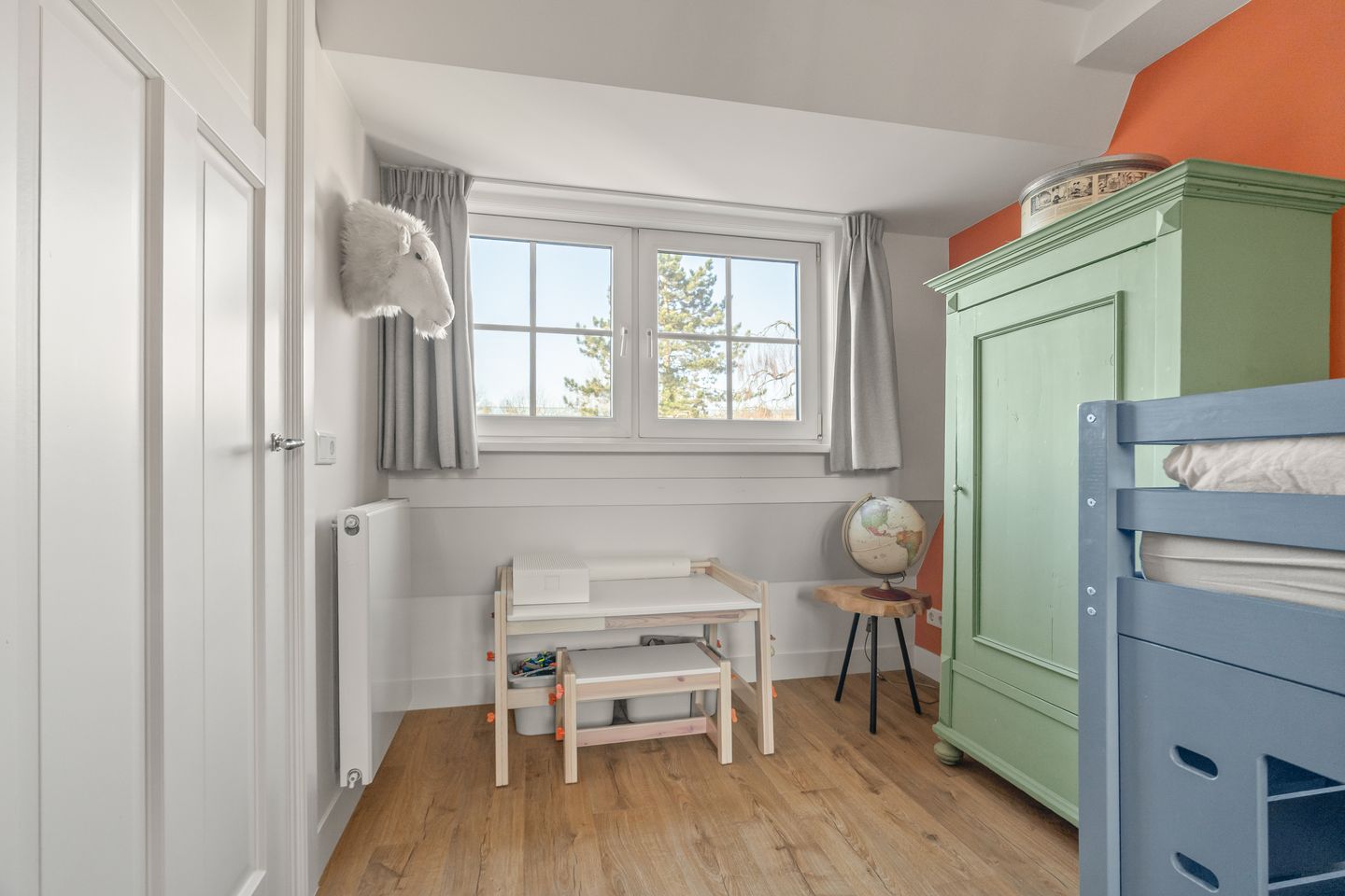 Photo 35 of Oosterspoorlaan 8