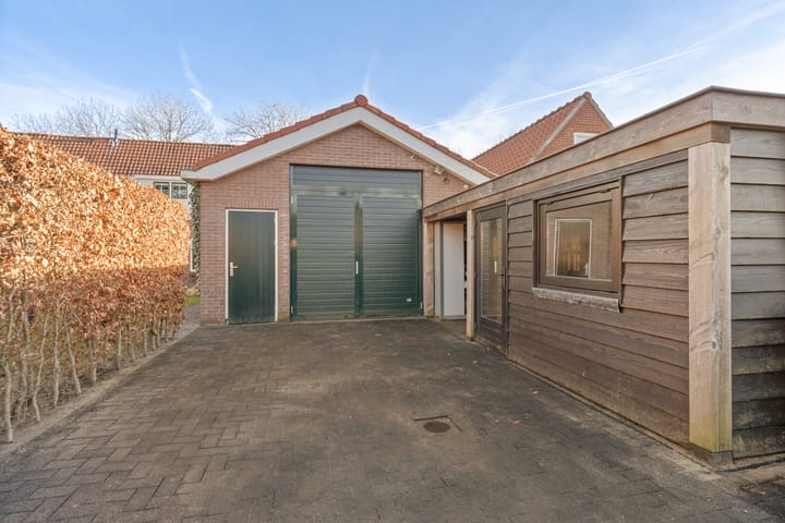 Foto 37 van Oosterspoorlaan 8